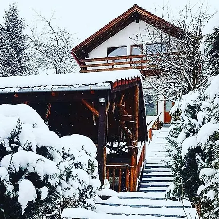 Holiday home Vanatorilor *